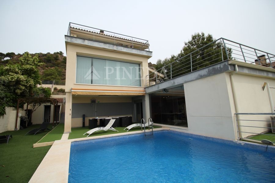 comprar villa en Monasterios Puzol casa chalets pineda luxury inmobiliaria